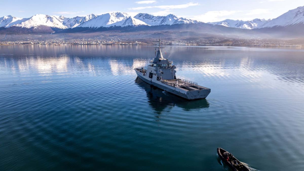 El patrullero oceánico ARA “Contraalmirante Cordero” arribó a Ushuaia
