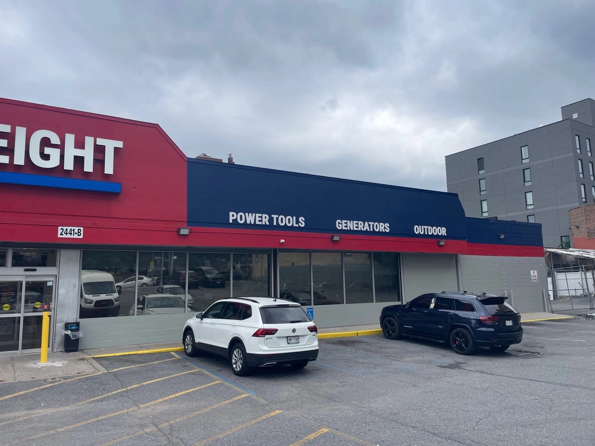 Angled view of the painted Harbor Freight exterior