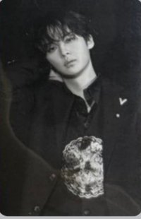 Lee Know's  Photocard