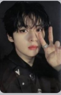 Lee Know's  Photocard