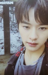 Lee Know's Selfie Version Photocard