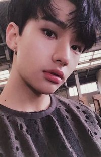 Hyunjin's Selfie Photocard