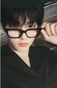 Soobin's Weverse B-2 Photocard