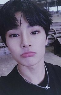 I.N's Selfie Photocard