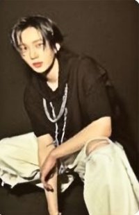 Theo's Fit In Nemo QR Ver. Photocard