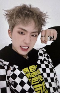 Jiung's Platform Ver. PVC Card Photocard