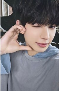 Taehyun's Weverse A-1 Photocard