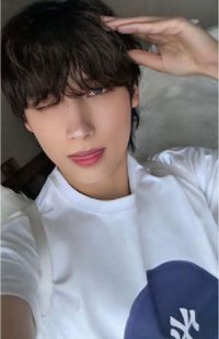 Huening Kai's Angel Photocard