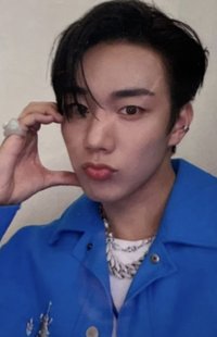 Intak's Platform Ver. Photocard