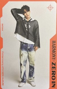 Intak's Zero In Special Card Photocard