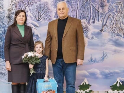 В Кашире поздравили с днем рождения дочь Героя-участника СВО