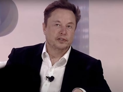 Маск рассказал о причинах отсутствия системы Starlink около Крыма