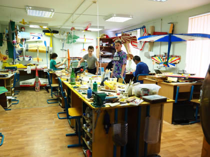 "Стрижи": от воздушных змеев до сложных летательных аппаратов