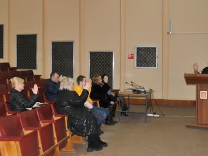 На заседании административной комиссии