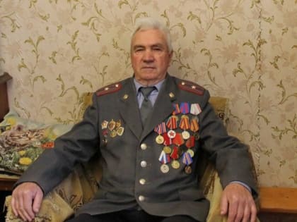 Остается в строю майор полиции в отставке Александр Федорович Михалин из подмосковной Каширы