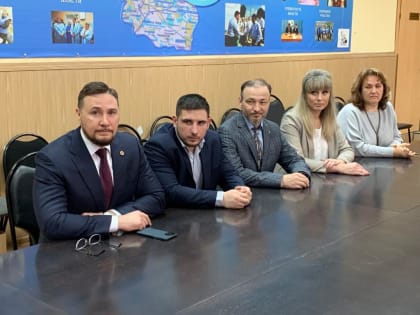 награждение членов Общественной палаты Щёлково за волонтерство