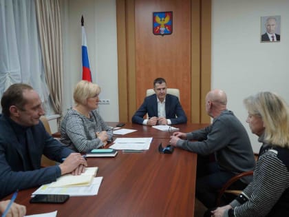 Владимир Волков во время личного приема жителей Люберец ответил на их вопросы