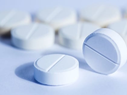 Лекарство срочно отзывают из аптек из-за опасной примеси