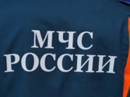 Три человека пропали после опрокидывания аэролодки под Красноярском