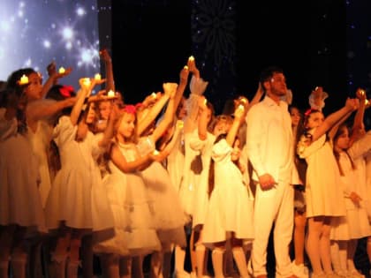 В Тучково состоялся праздничный концерт «Тепло сердец»