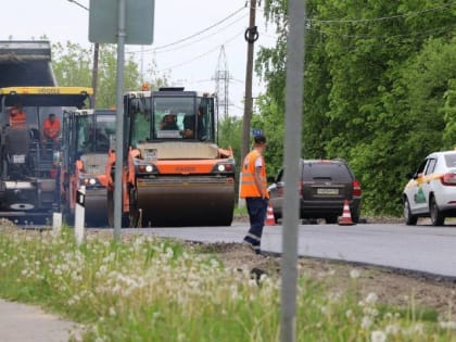 В Подмосковье ремонтируют четыре самые протяженные дороги этого сезона