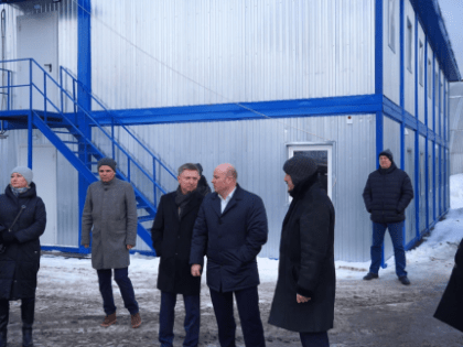 Депутат Мособлдумы Владимир Жук осмотрел общежитие для сотрудников коммунальных служб в Котельниках