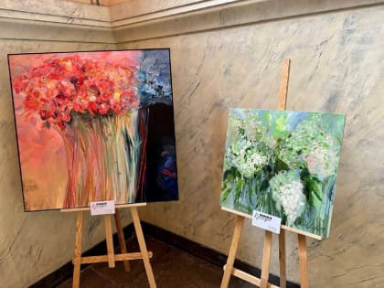 В Химках открыли художественную выставку в поддержку российских военнослужащих и врачей