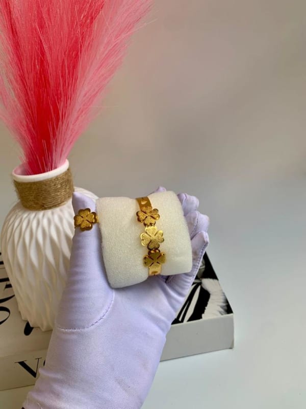 BANGO AND RING SET