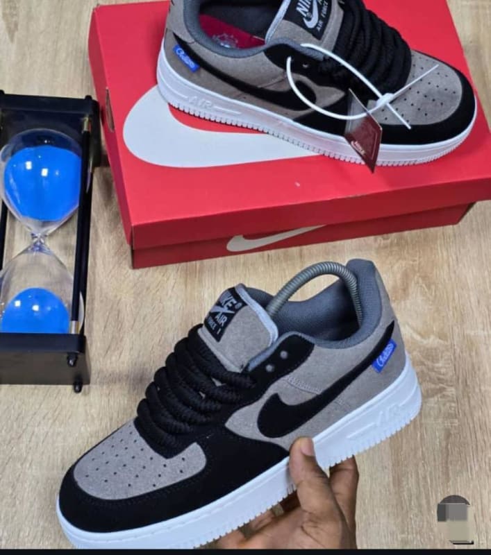 Nike Airforce 1 Sneakers