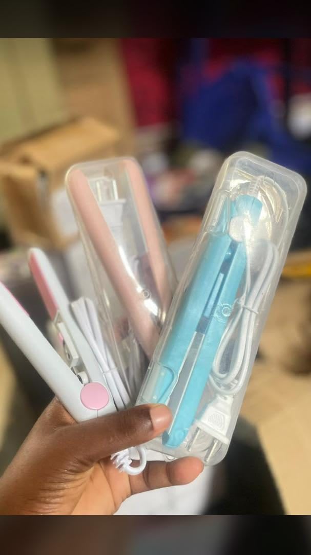 Face sheets, straightener and laundry basket — photo 2