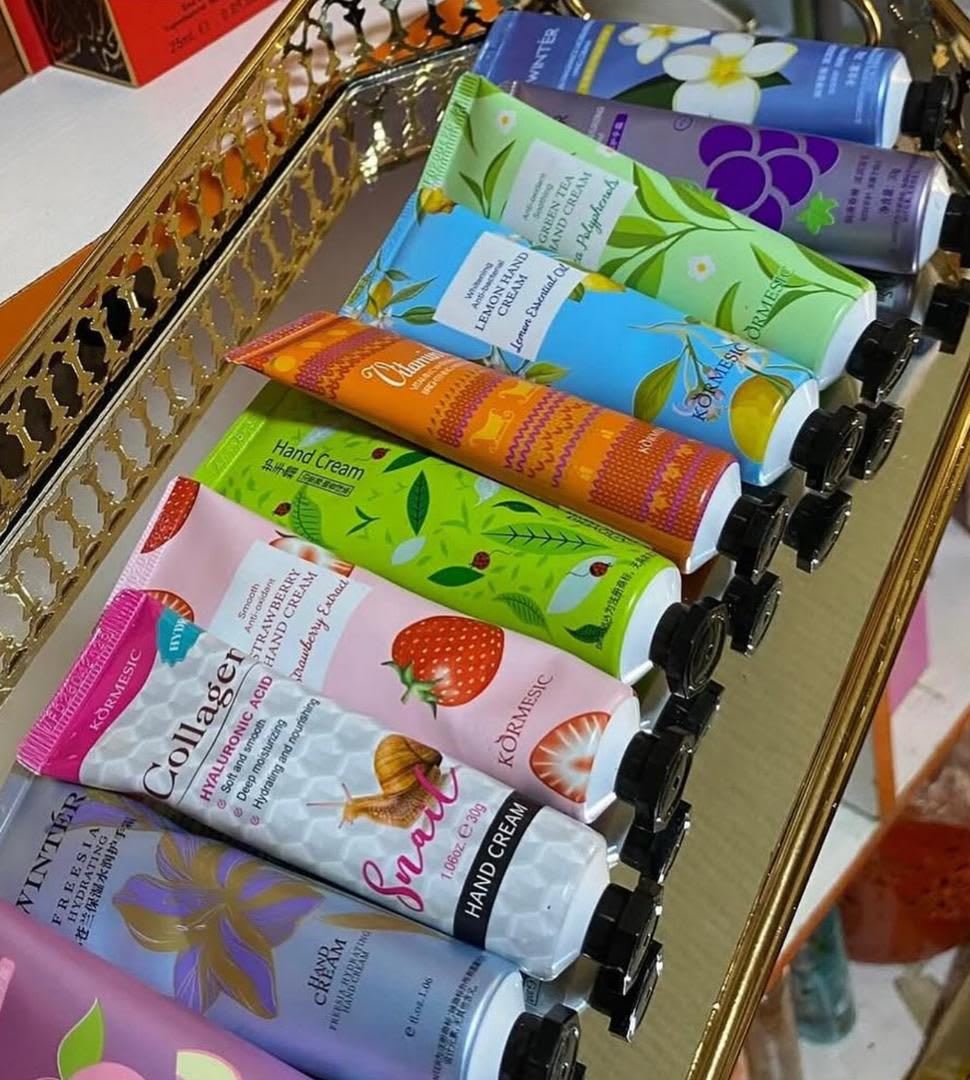 Hair clips and hand cream — photo 2