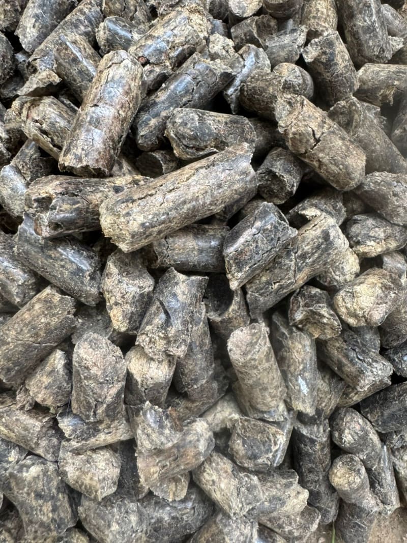 Pine Wood Pellets For Mushroom Farming & Burning — view 1