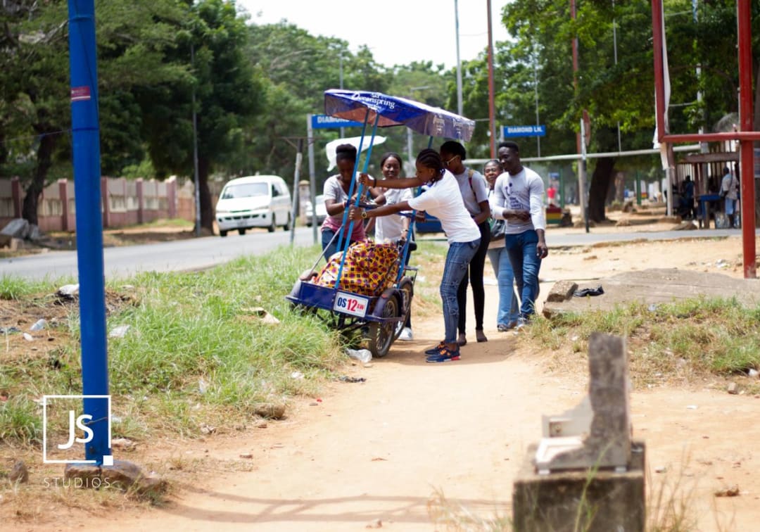 Gallery Image central/ff4656d3-46ec-4c12-b403-00c0d3bbc5c8_mim0b2