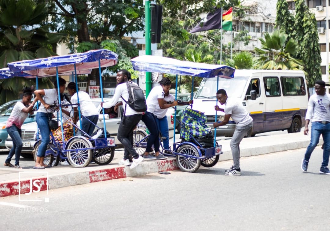 Gallery Image central/423bcaf1-c093-4497-8292-2d6a5e0f240b_cy6k5t