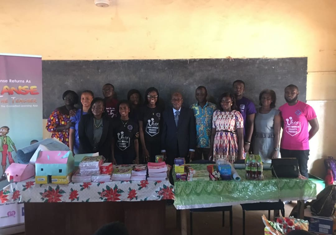 Gallery Image moore/eb9e2fad-8684-45a6-95b7-1b0618b95c4e_bynouk