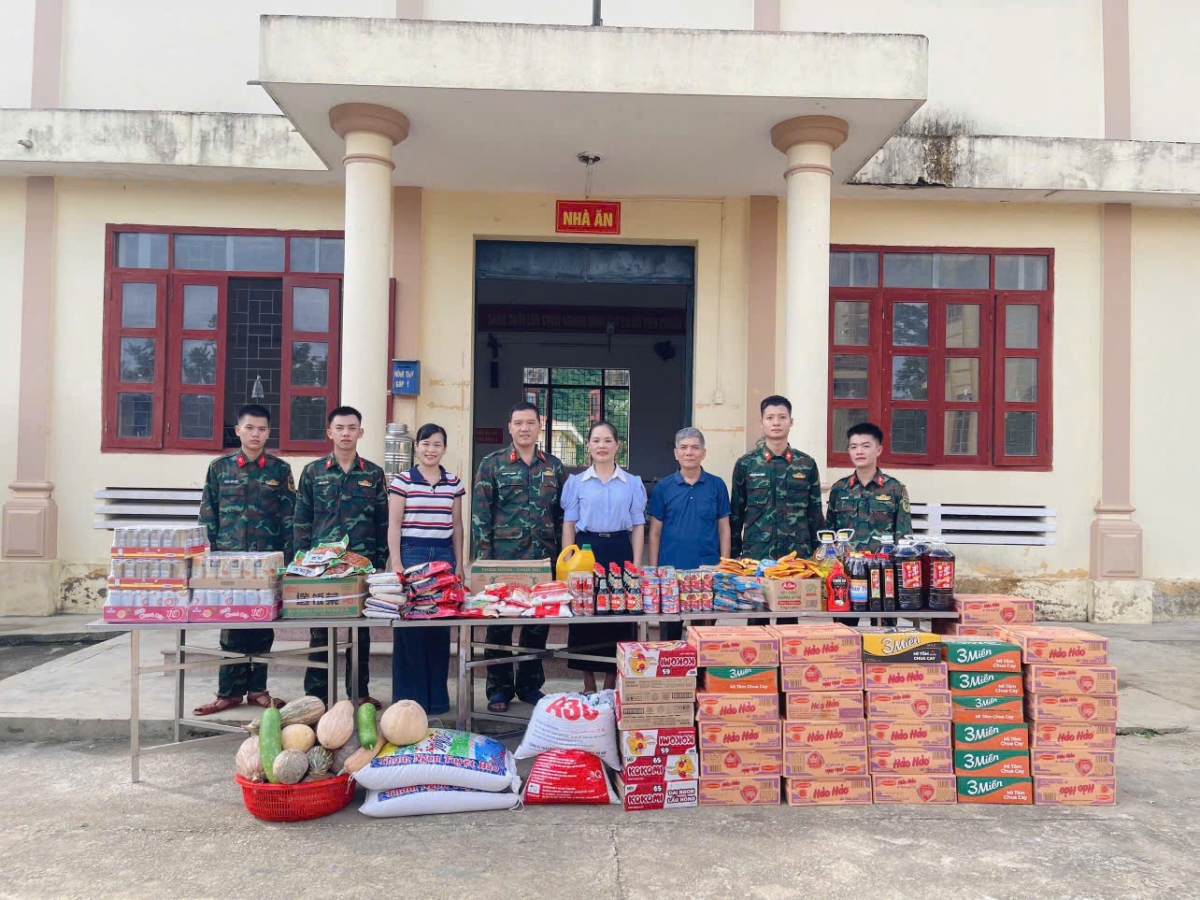 Cao Bằng: biểu dương, nhân rộng mô hình huy động sức mạnh toàn dân xây dựng trường nội trú liên cấp Cao Bằng: biểu dương, nhân rộng mô hình huy động sức mạnh toàn dân xây dựng trường nội trú liên cấp