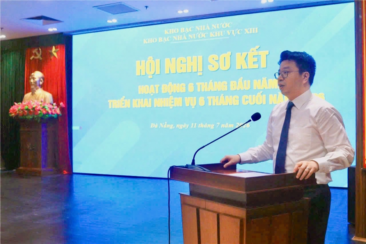 Đồng chí Trần Quân - Giám đốc KBNN phát biểu chỉ đạo chiến lược tại Hội nghị Đồng chí Trần Quân - Giám đốc KBNN phát biểu chỉ đạo chiến lược tại Hội nghị