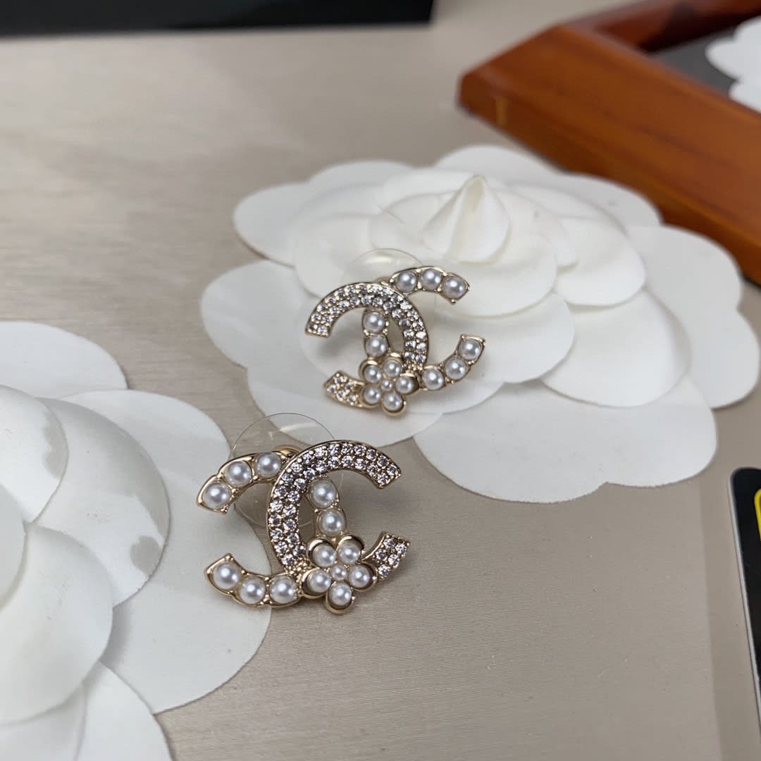 Chanel New Earrings - Image 7