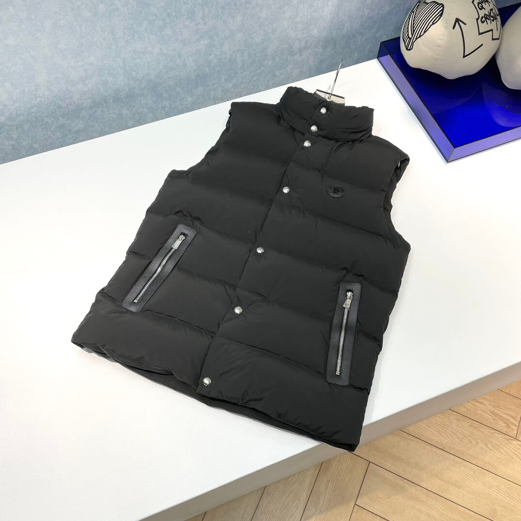 Moncler Sleeveless Black Down Vest New Arrivals 2023 - Image 2