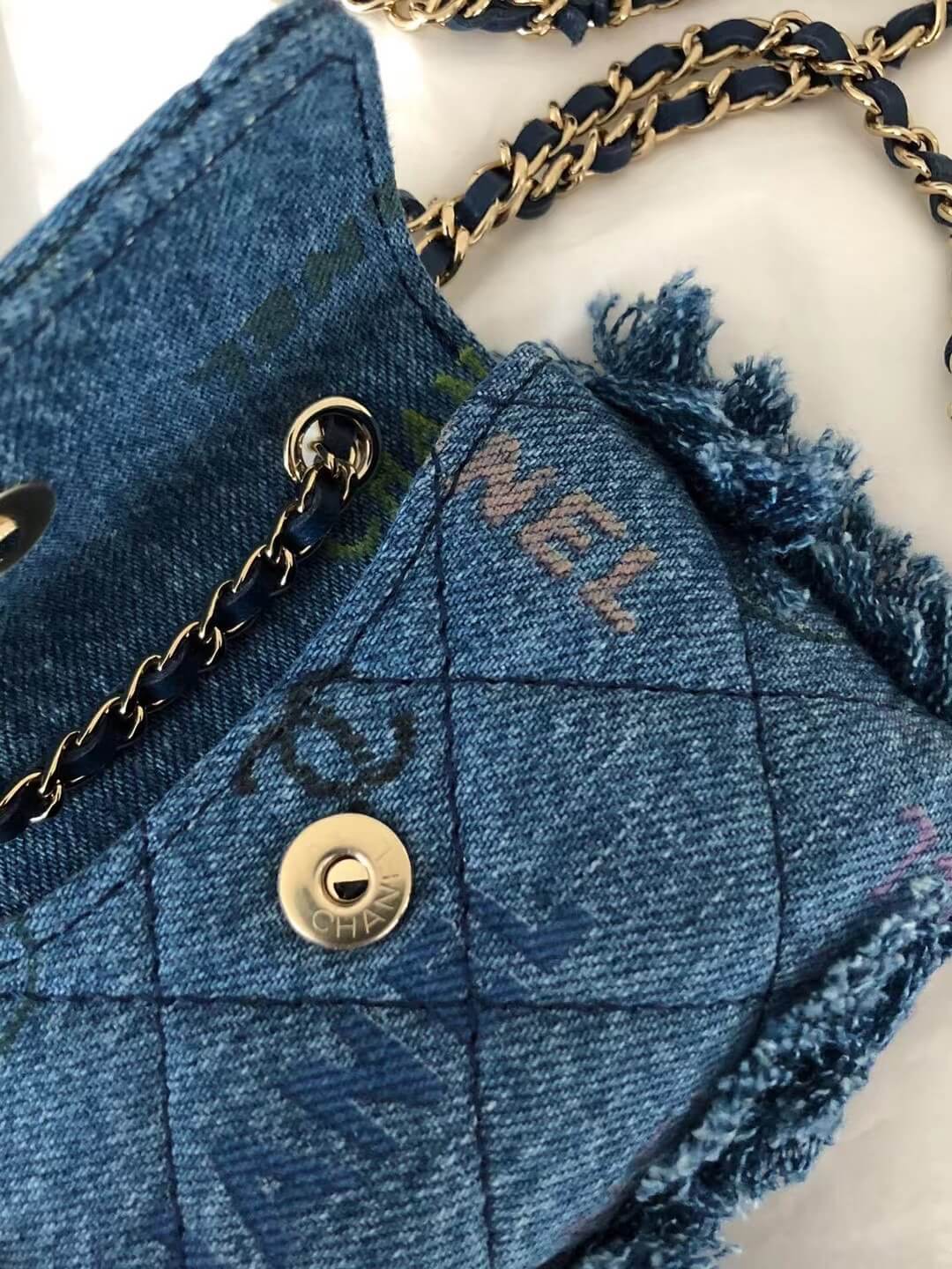 Chanel Graffiti Denim Pocket Back Bag - Image 7