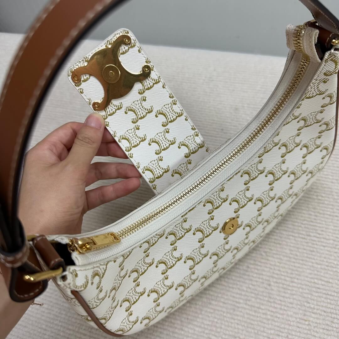 Celine TRIOMPHE CANVAS Logo Bag - Image 7