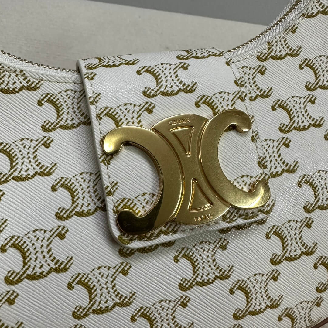 Celine TRIOMPHE CANVAS Logo Bag - Image 8