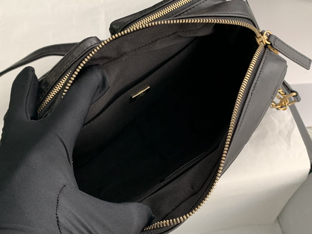 Chanel Popular Camera Bag - Image 3