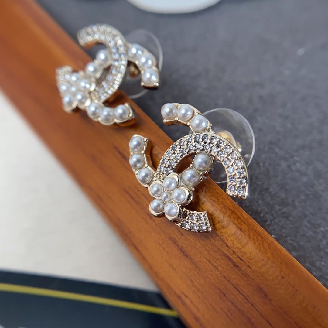 Chanel New Earrings - Image 5