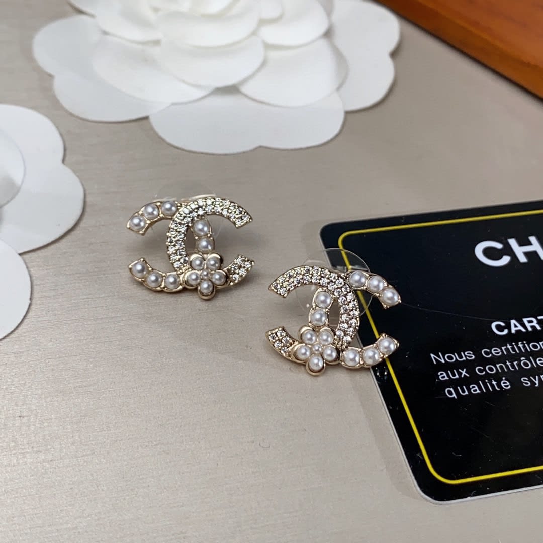 Chanel New Earrings - Image 3