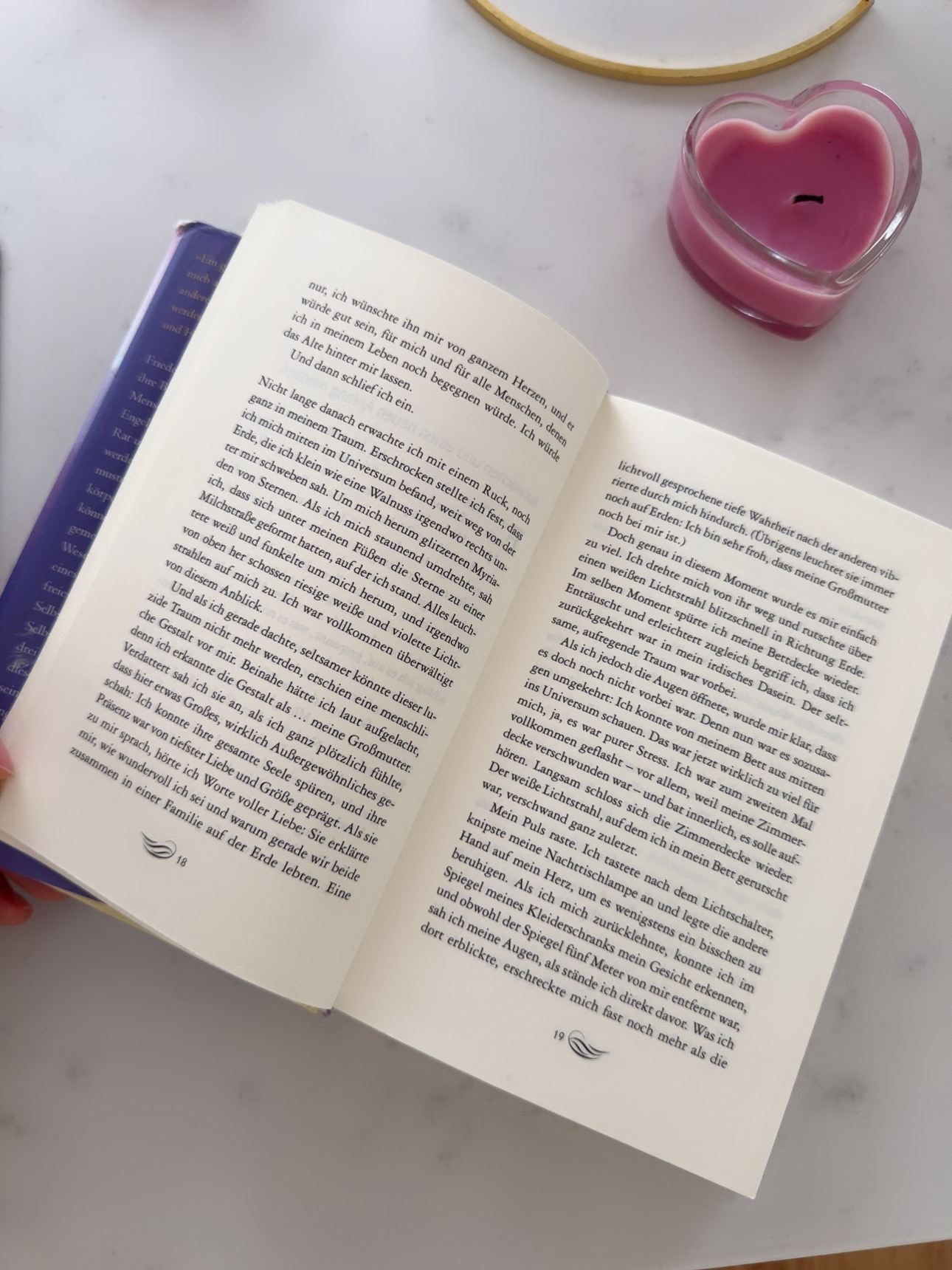 Buchseite - Engelverbindung