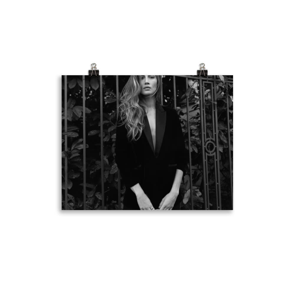 Noir Elegance, transparent mockup