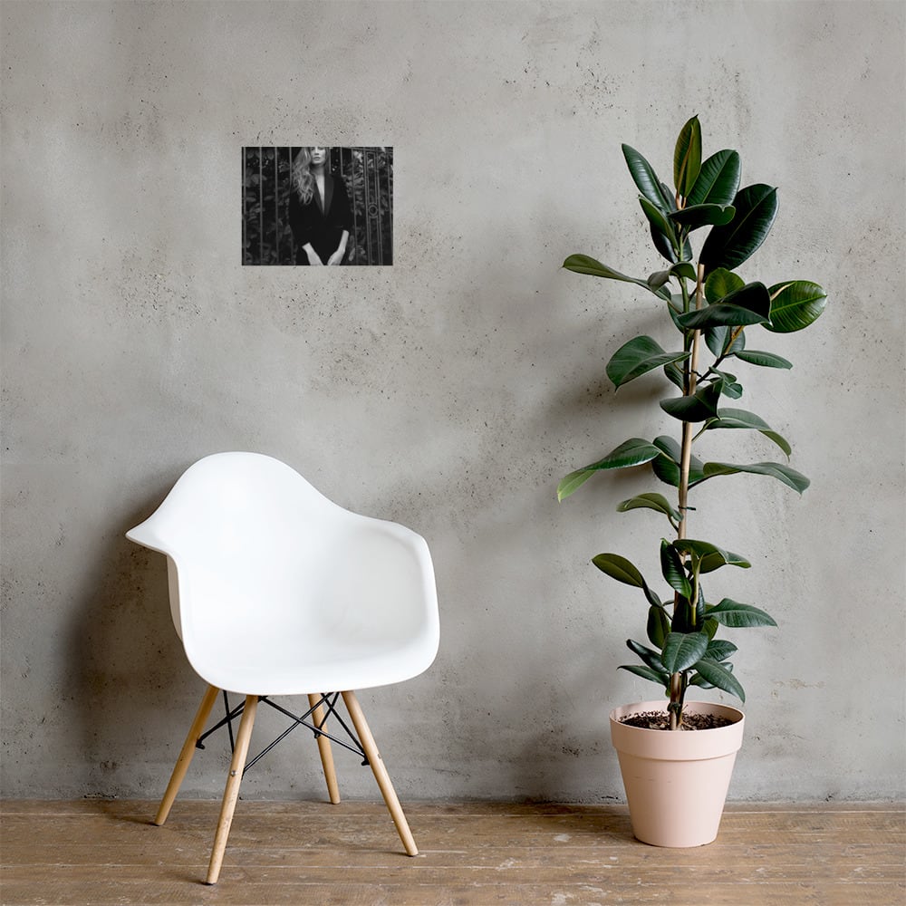 Noir Elegance, lifestyle 1 mockup