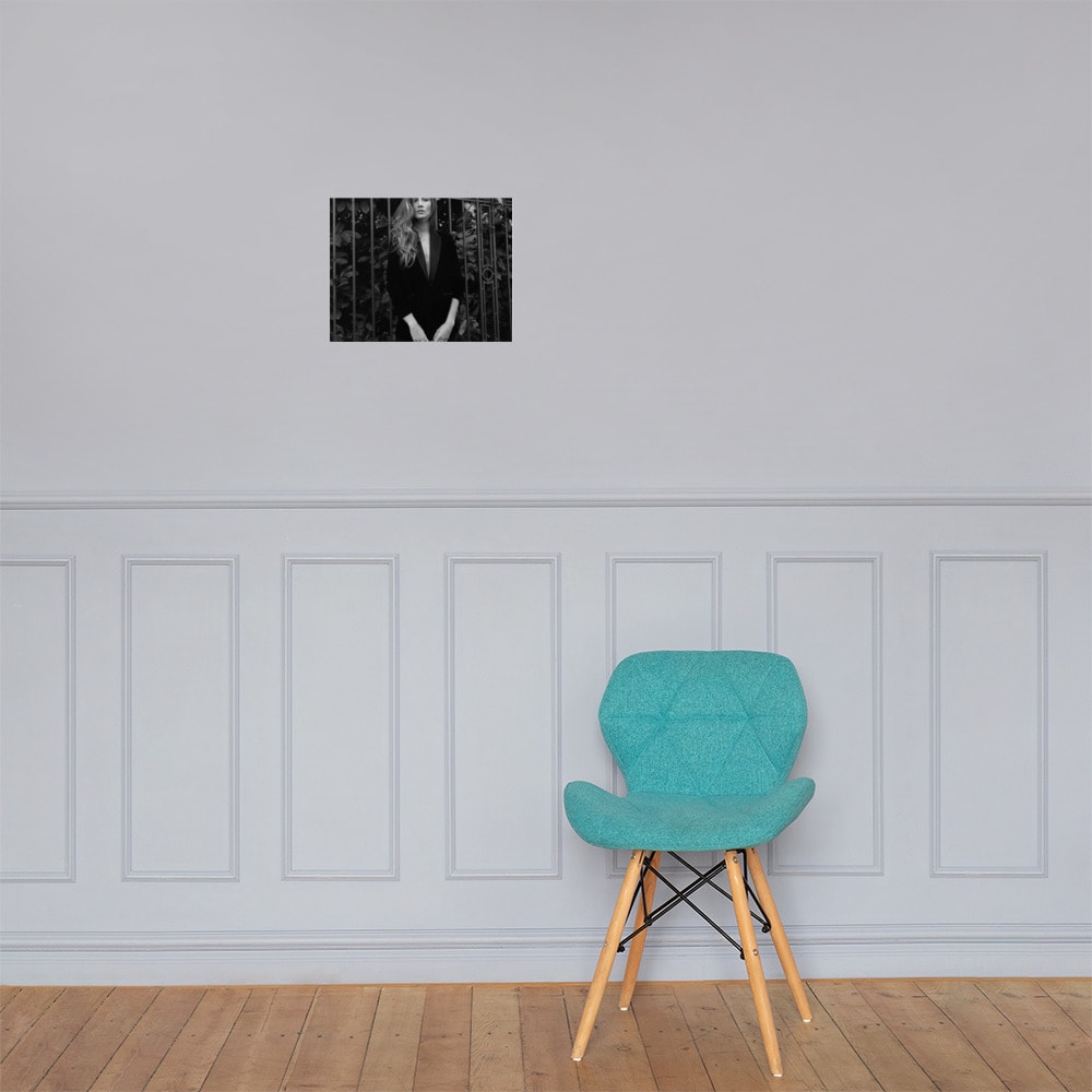 Noir Elegance, lifestyle 3 mockup