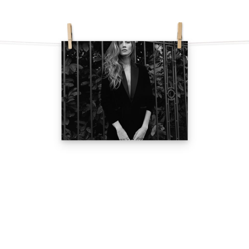 Noir Elegance, front mockup 11